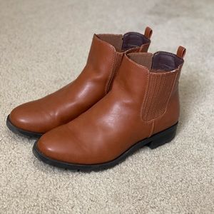 Sonoma Brown Chelsea Boots